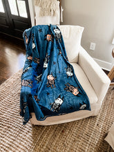 Load image into Gallery viewer, spooky dog blanket