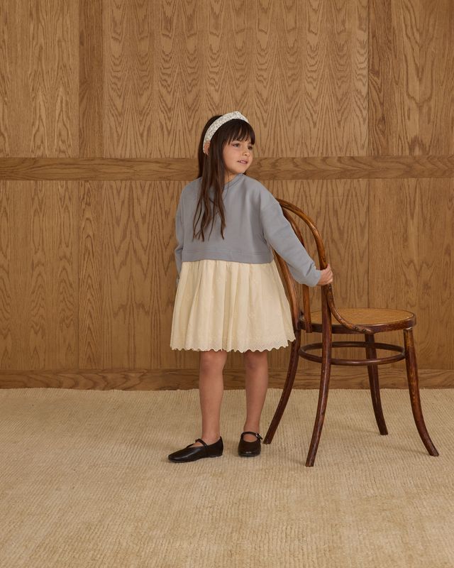 SWEATSHIRT DRESS || DUSTY BLUE